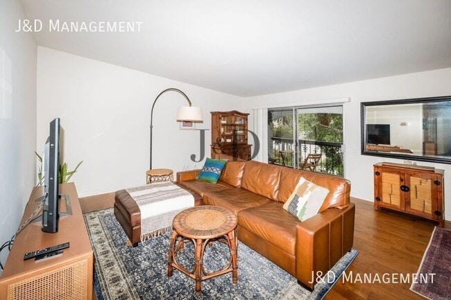 Building Photo - 3972 Jackdaw St