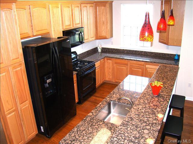 Photo - 2204 Bennington Dr