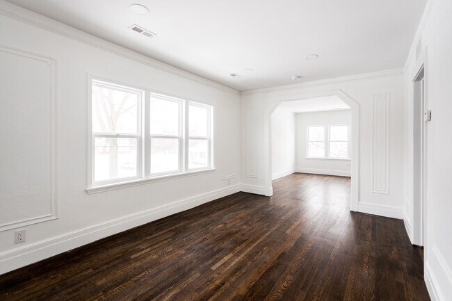 Photo - 500 Manistique St Unidad 1