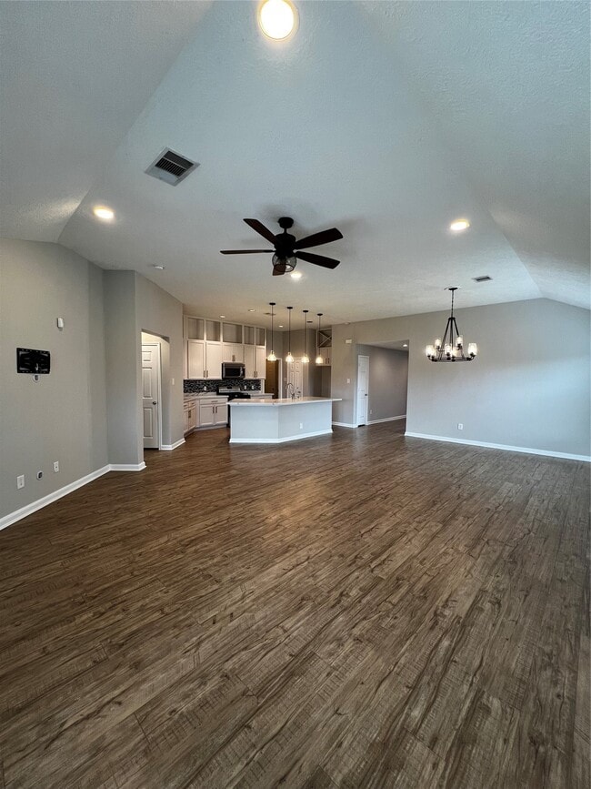 6702 Path Way Ct