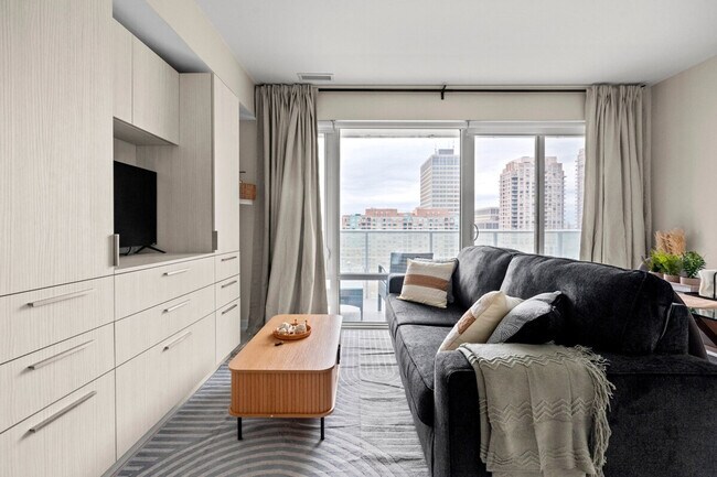 Photo - 501 Yonge St Unit SI ID1345963P