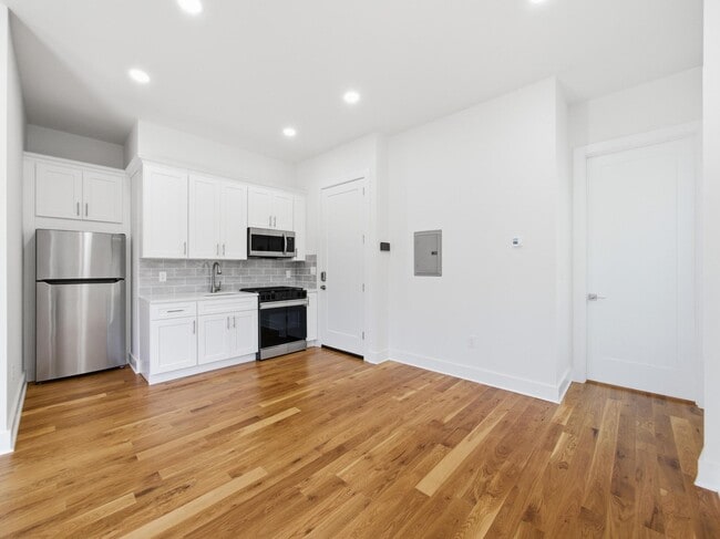 Photo - 858 West Side Ave Unit 2F