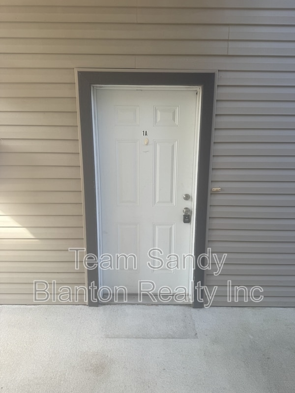 Photo - 7071 Lake Joanne Dr