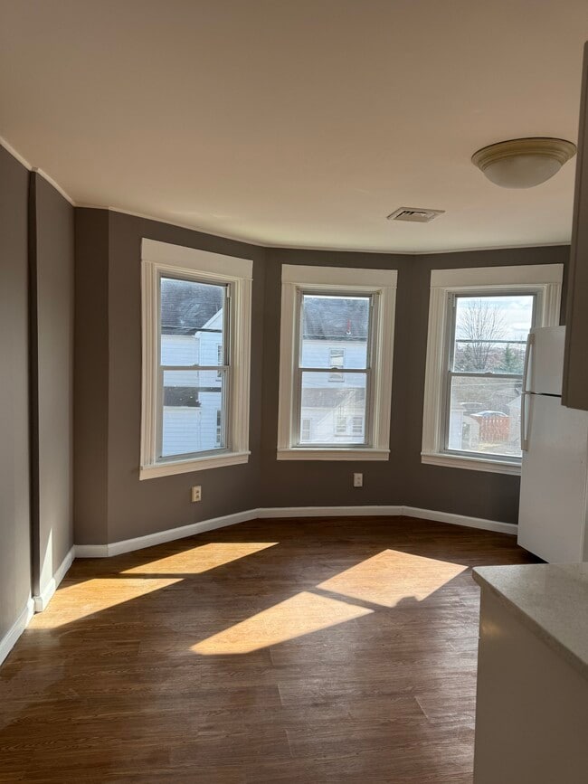 Photo - 120 N Main St Unit 2nd floor