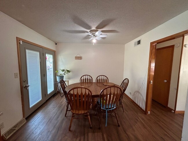 Photo - 4 Bed 2 Bath Home In Andover!