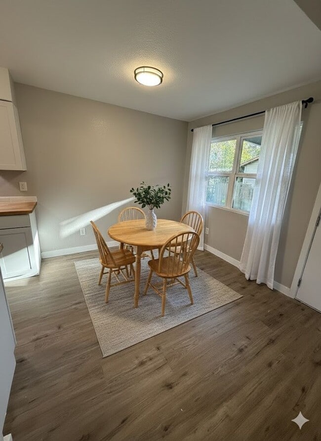 Photo - Welcome Home to Comfort & Community in Austin!