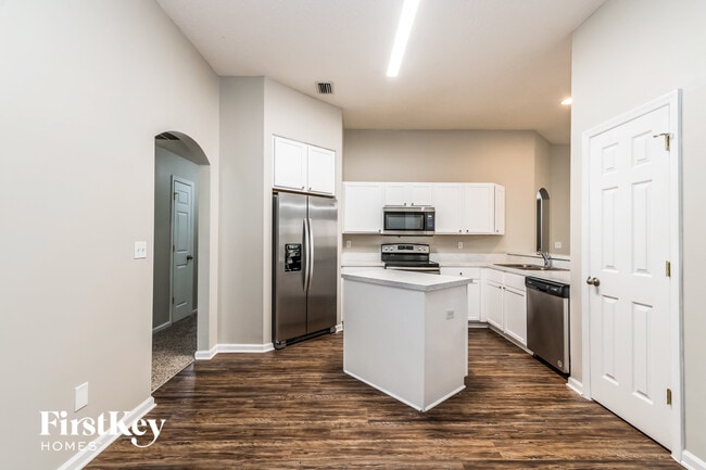 Photo - 5541 Broadgate Ct