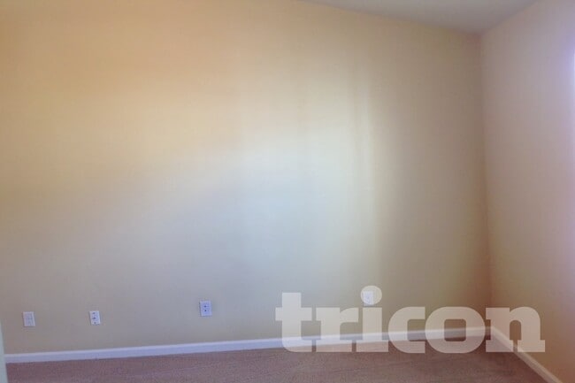 Photo - 4911 Magnasco Ln