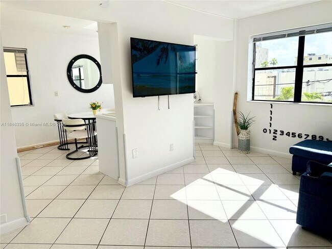 Photo - 1390 Ocean Dr Unidad 3