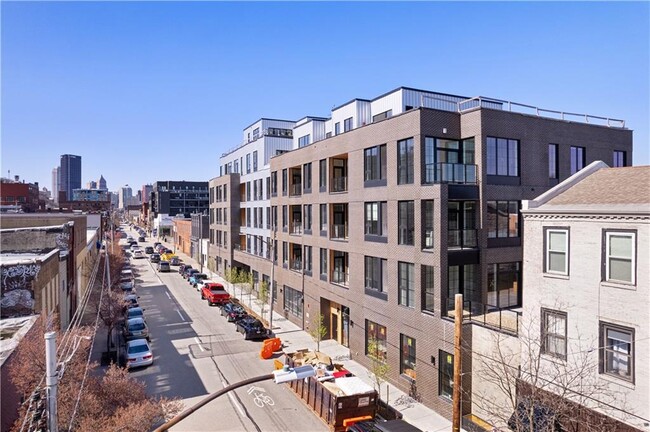 Building Photo - 2635 Penn Ave Unit 301