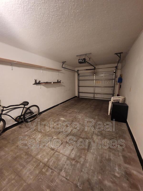 Photo - 2842 Highlands Blvd
