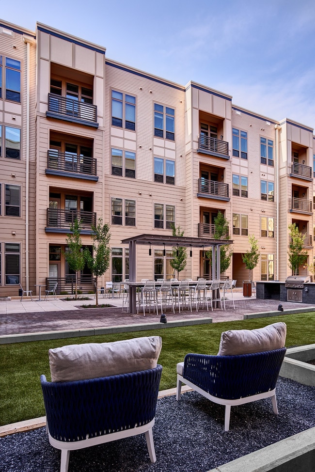 Evolution At Towne Centre Apartments For Rent in Laurel, MD