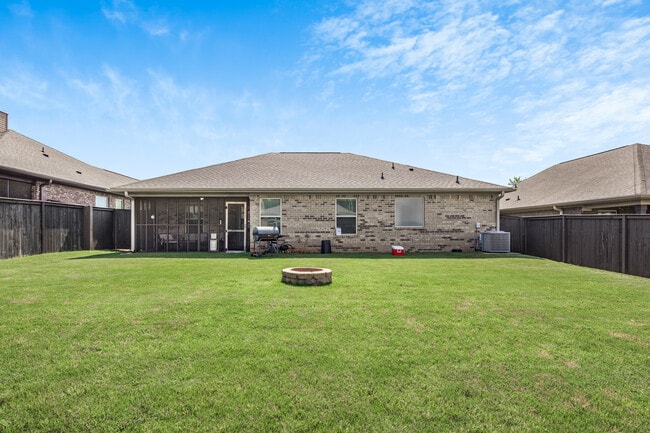 Photo - 308 Fenrose Dr