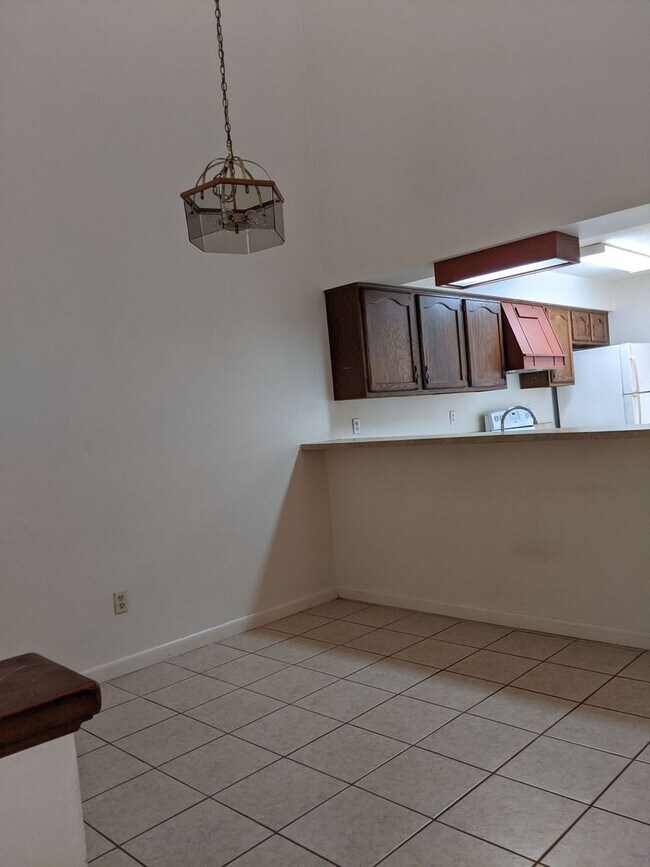 2/2 in Pebble Creek House University of Florida OffCampus Housing