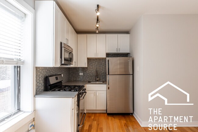 Building Photo - 2424 N Kedzie Blvd Unit 114 Rental
