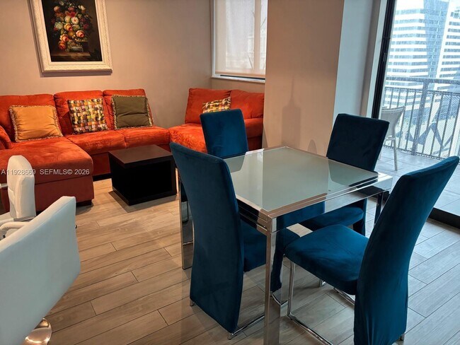 Photo - 999 SW 1st Ave Unidad 1815