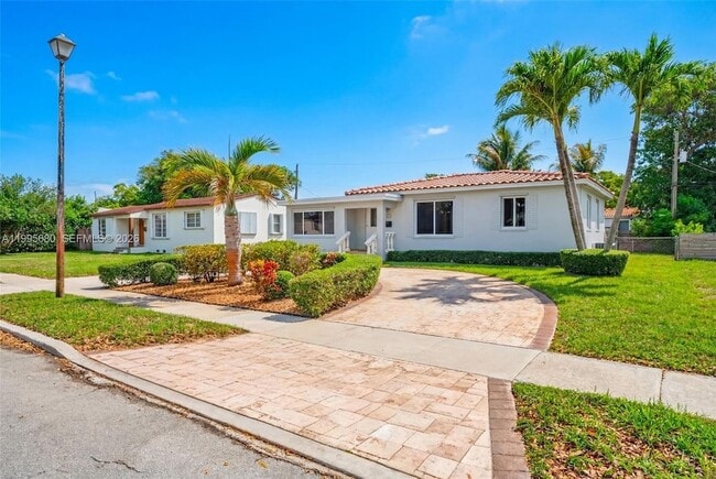 Photo - 6447 SW 10th St