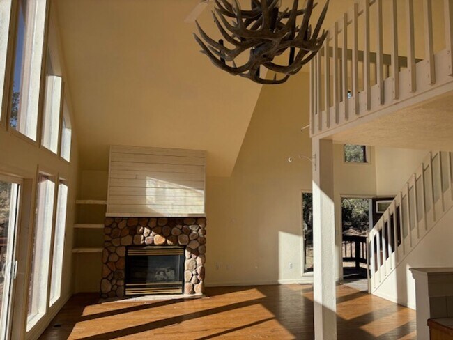 Photo - MAJESTIC MOUNTAIN ESTATE - 3+ Bedroom, 3.2...