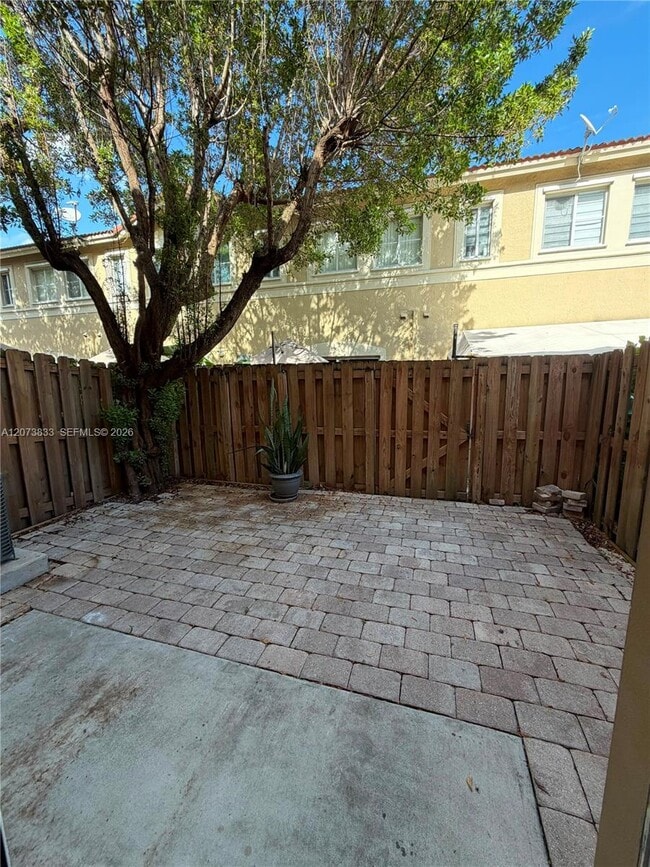 Photo - 8245 NW 108th Ave Unit 8-15