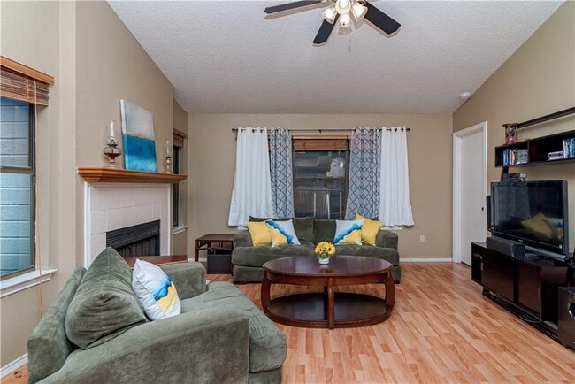 Photo - 3008 Birch Dr