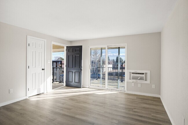 Photo - 2418 Pattison Ave