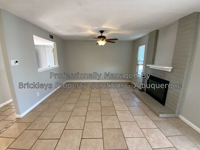 Photo - 4921 Goldenthread Dr NE