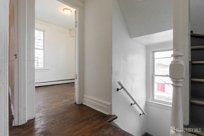 Photo - 410 Chadwick Ave Unit 2