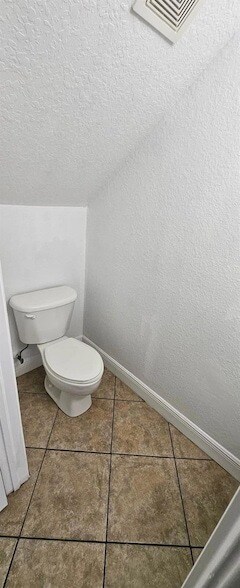 Photo - 4915 Springfield St