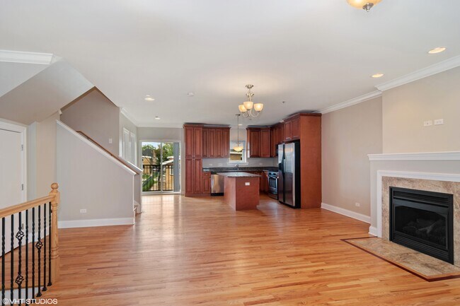 Photo - 3868 Wehrman Ave