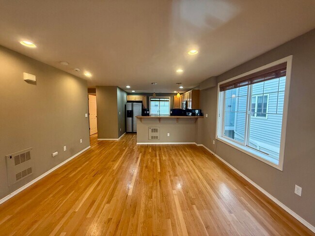 Photo - Greenlake Townhome