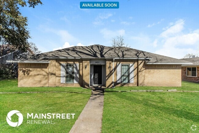 Building Photo - 621 Granada Dr Rental