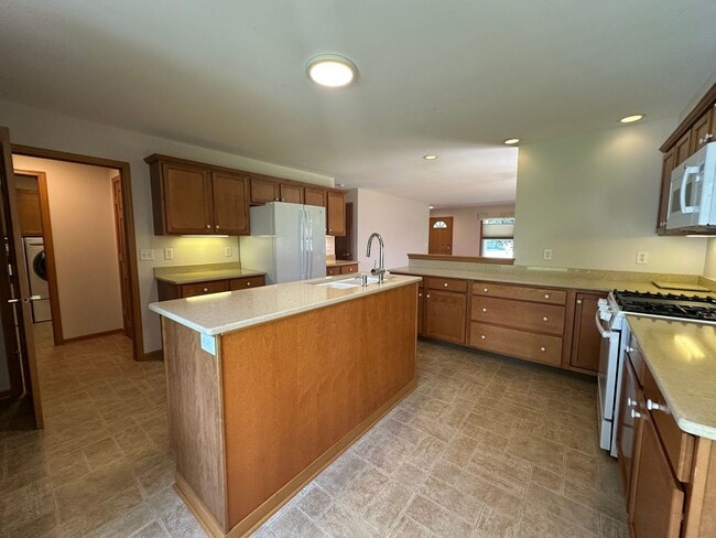 Photo - 7006 Parker Hill Dr