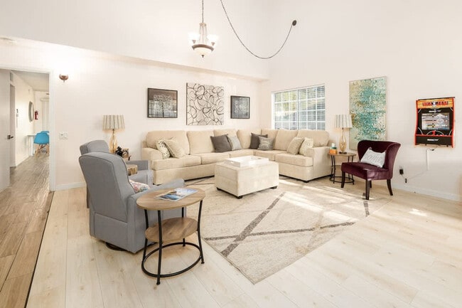 12779 Calma Ct Unit SI ID1292594P