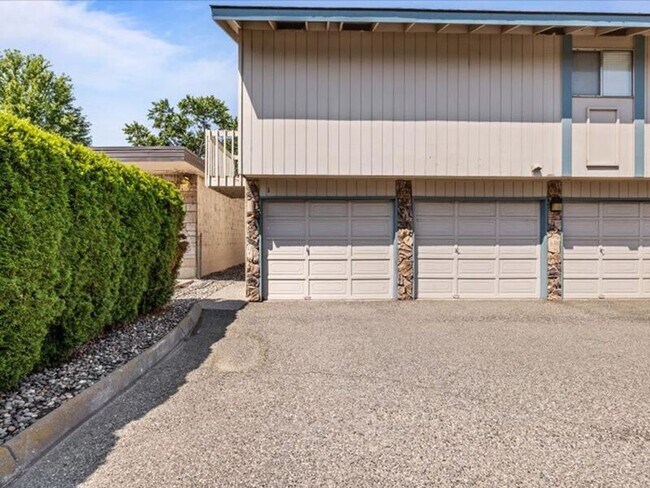 Photo - 501 Wright Ave Unit #1