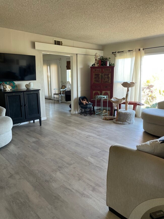 Photo - 1515 Lovely Ln