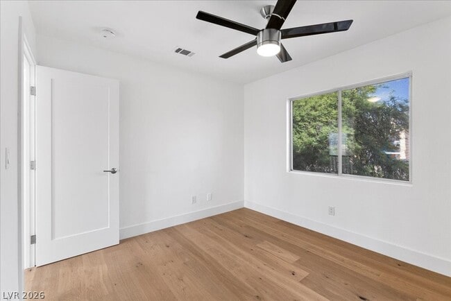 Photo - 1101 Enderly Ln