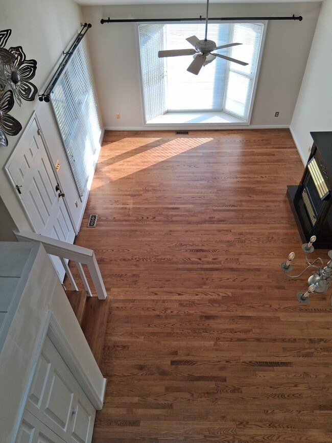 Photo - 205 Berkley St