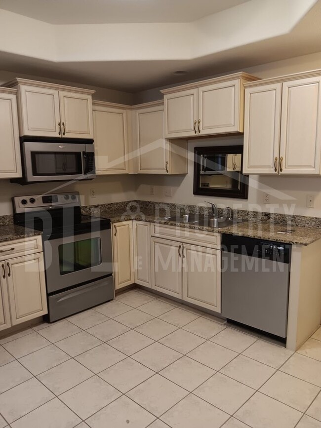 Photo - Lovely Condo in Blue Eye!