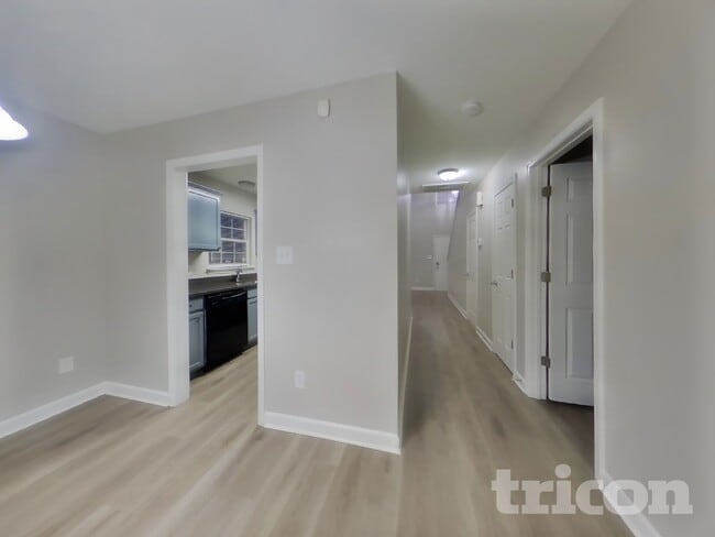 Photo - 107 Tanyard Ln