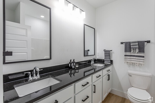 2BR, 2.5BA - Elm Tree Townhomes