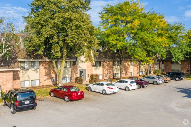 Building - Tamarack Creek