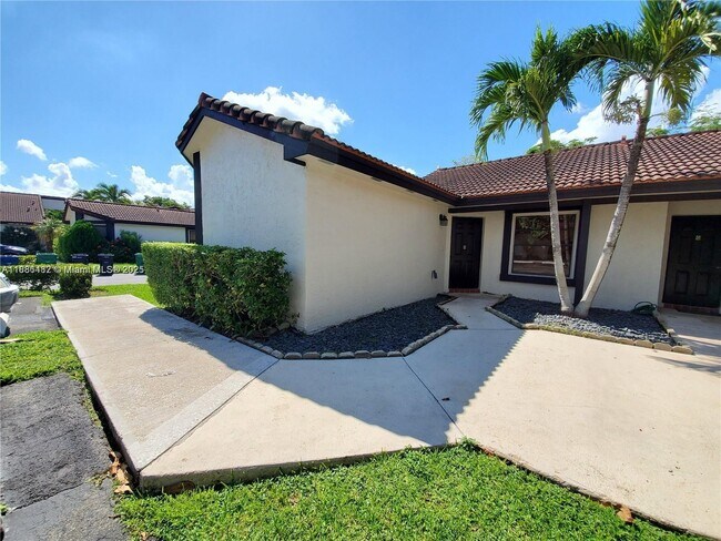 Photo - 14965 SW 49th Ln