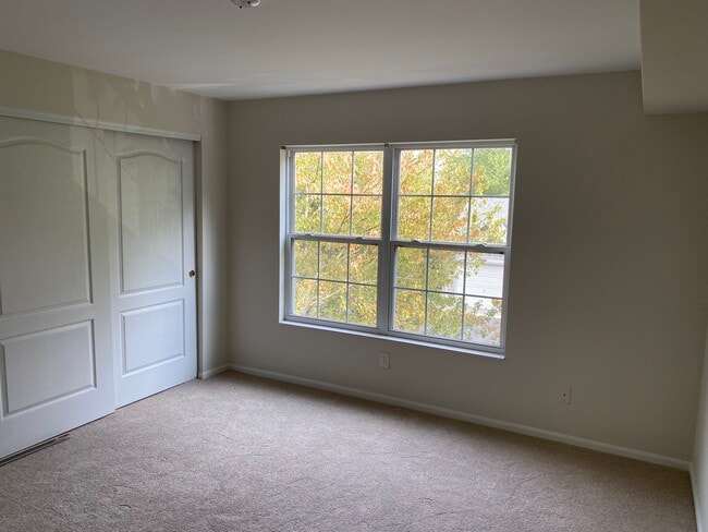 Photo - 5355 Cooper Rd Unidad F