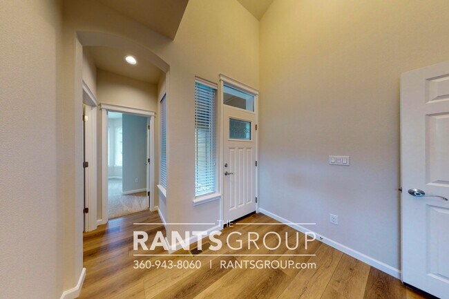 Photo - 3 Car Garage! Private Beach Access! Fantastic Location! I5 & shopping only 5 minutes away!