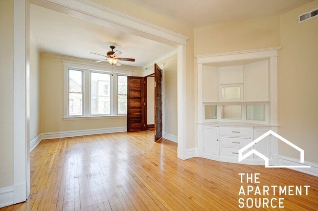 Photo - 2241 W 21st St Unidad 2