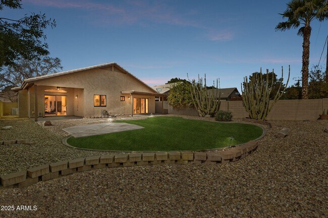 Photo - 3027 N 83rd Pl