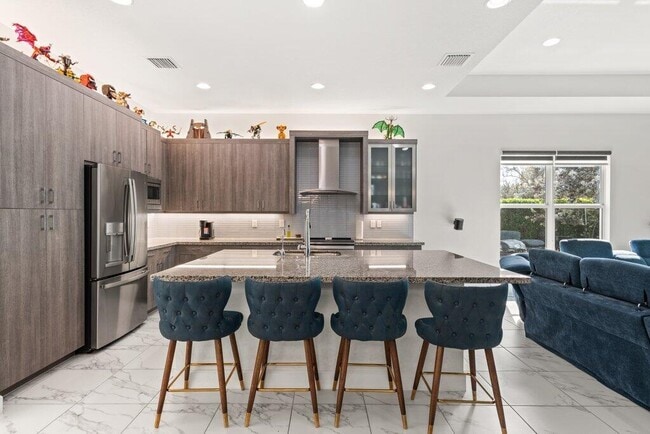 Photo - 13185 Mount Columbia Ter