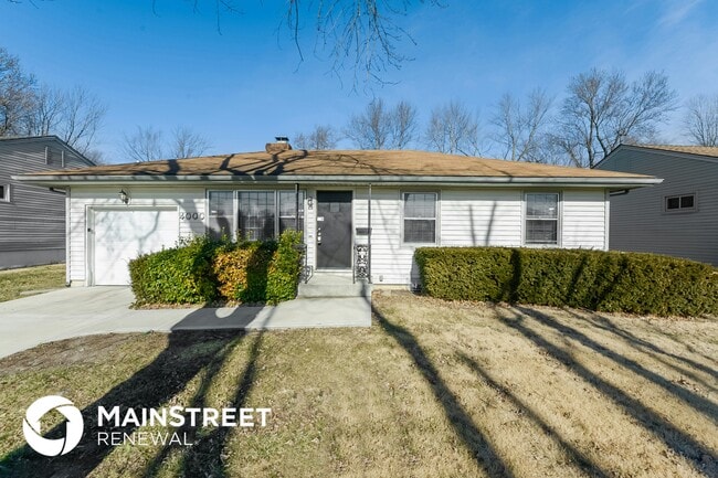 Building Photo - 4000 W 63rd St Rental