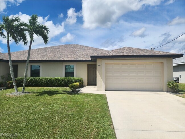 Building Photo - 2022 SW 15th Pl Rental