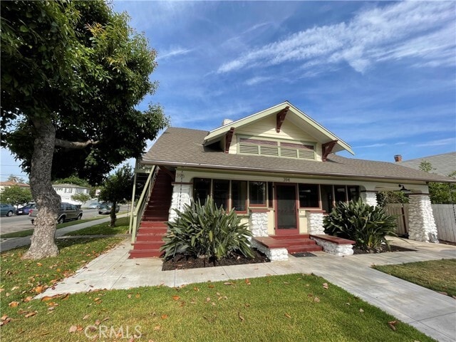 Building Photo - 394 S Shaffer St